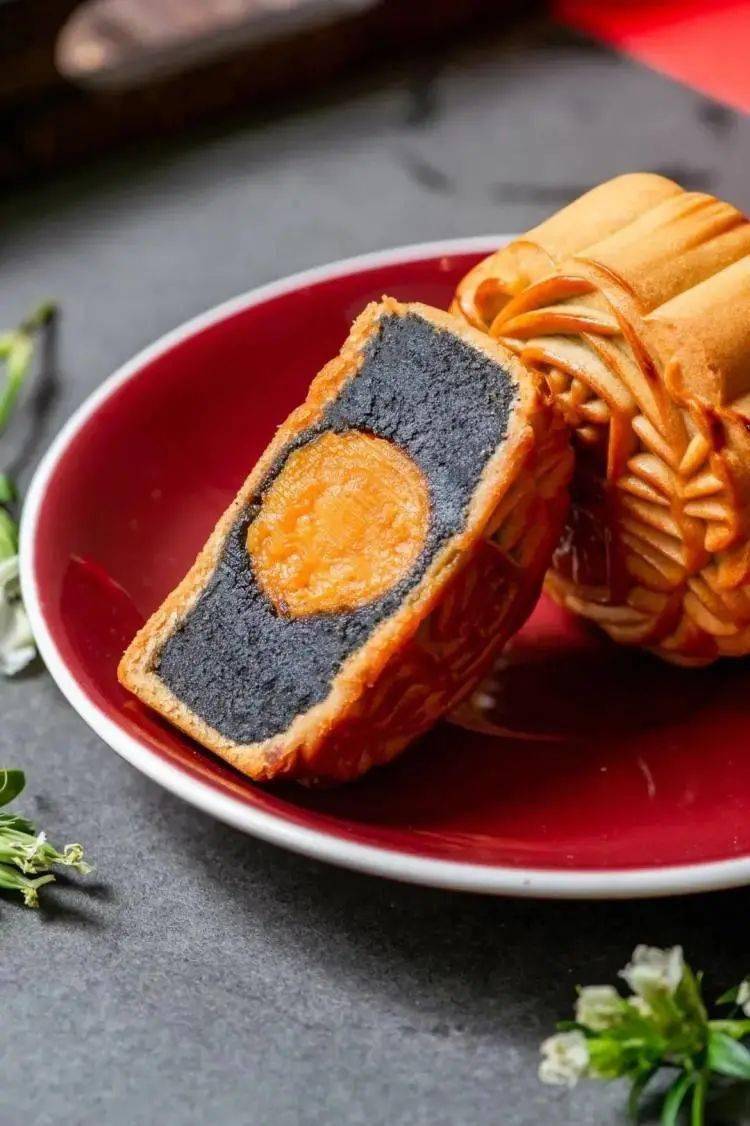 跨界月饼献礼￥68起抢港丽经典月饼礼盒