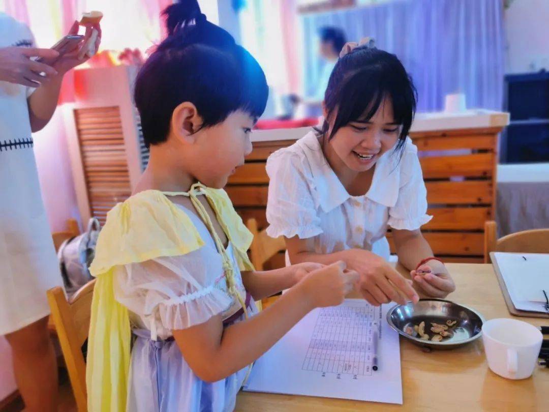 因为|上幼儿园，为什么有的孩子哭，有的孩子不哭？