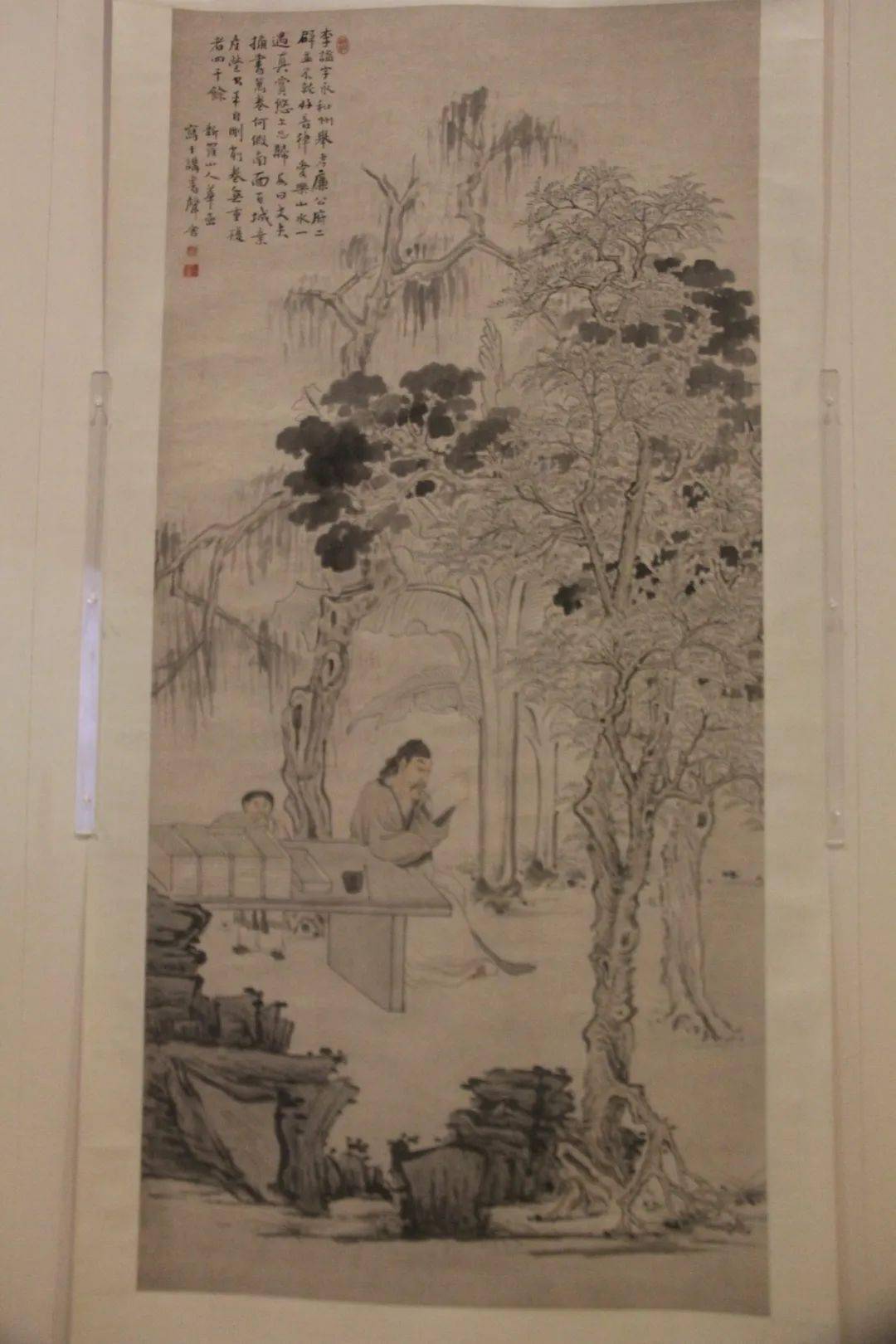 清 华喦《李谧秋林读书图》轴清 华喦《李谧秋林读书图》轴局部清