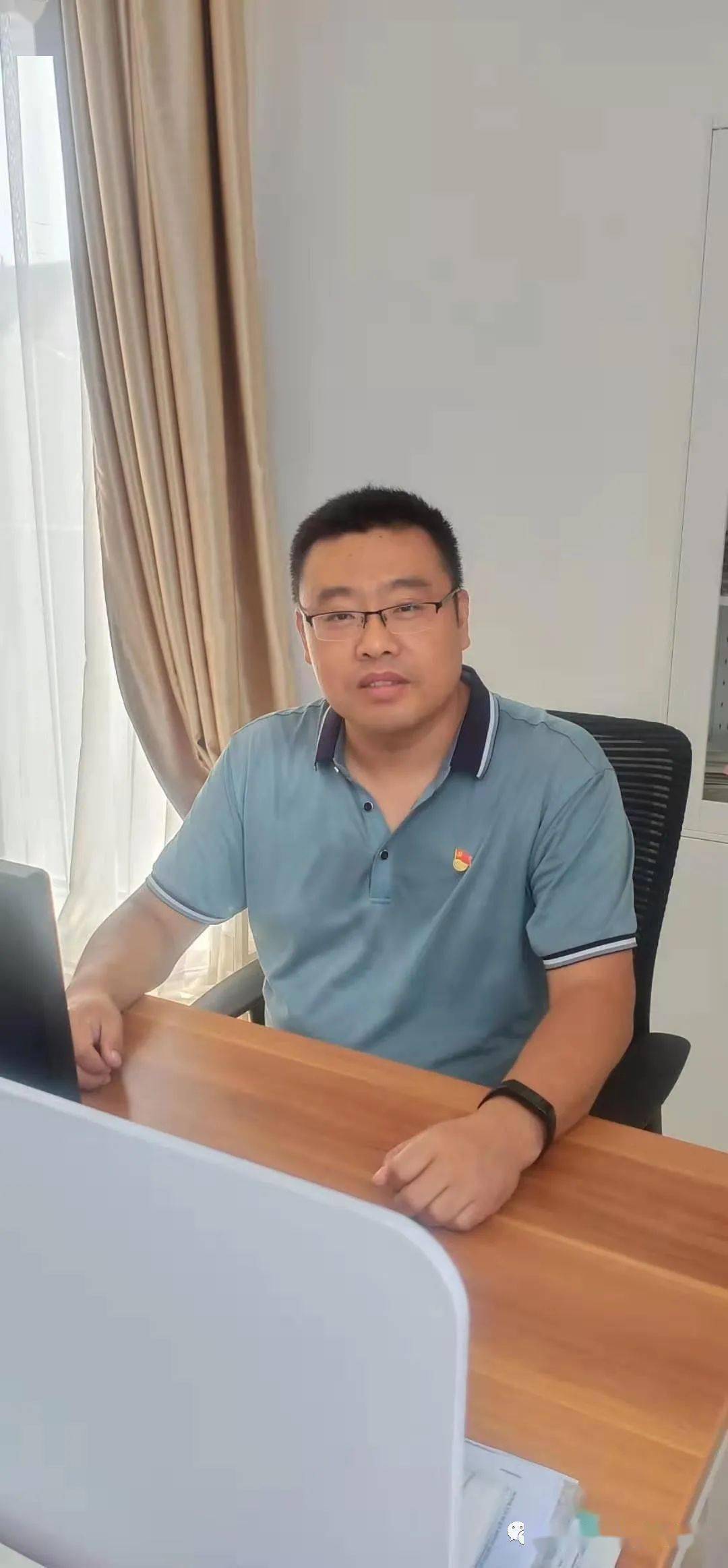 名师风采|潍坊四中张寿峰:丹心敬业育桃李,信心育人沃新花