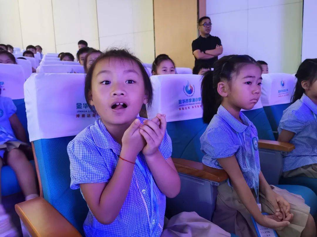 共奔美好金华市李渔小学举行首届开学典礼