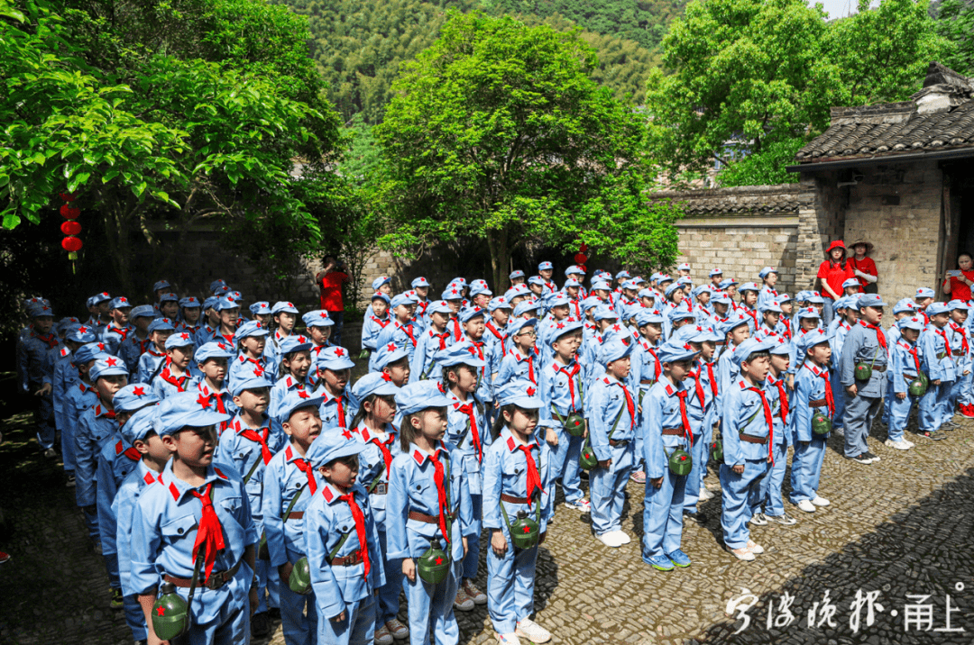 鄞州致敬先鋒 賡續紅脈馮定故居慈湖革命烈士陵園——馮定故居——真