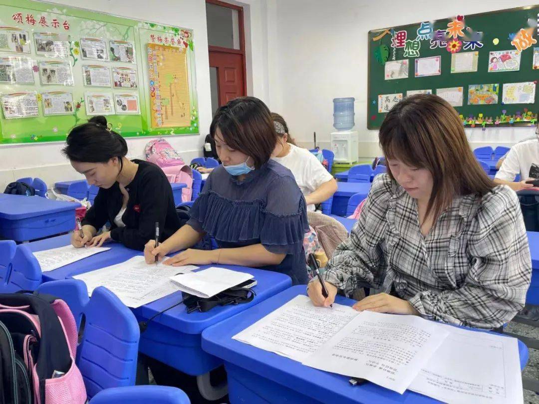 大连市红岩小学图片