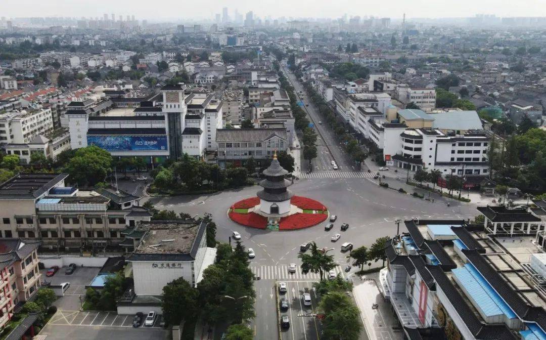 (在上海足不出小区的第52天) (在上海足不出小区的第52天)