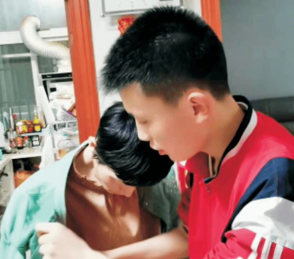 如何认识优秀男生 1b1989d2f3c44858b1bd8539f0a82cb1.png