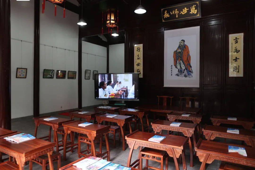 韩立明,夏心旻率队看望慰问教师和教育工作者