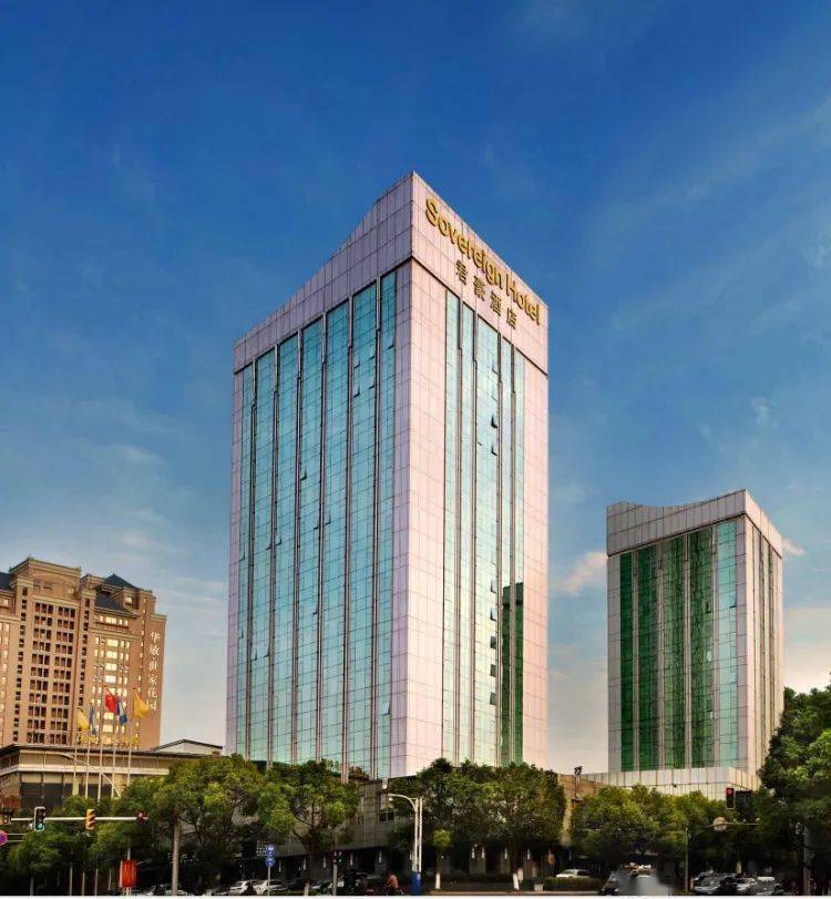 【疯狂星期五】3折享上海外滩浦华大酒店行政礼遇!