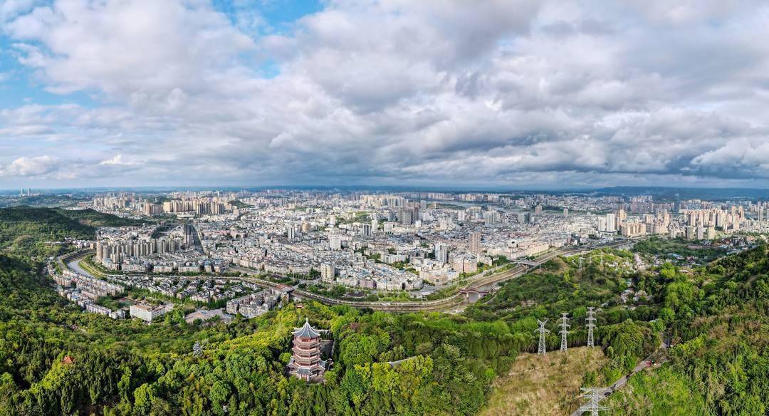 四川南充顺庆区召开生态环境保护工作专项推进会