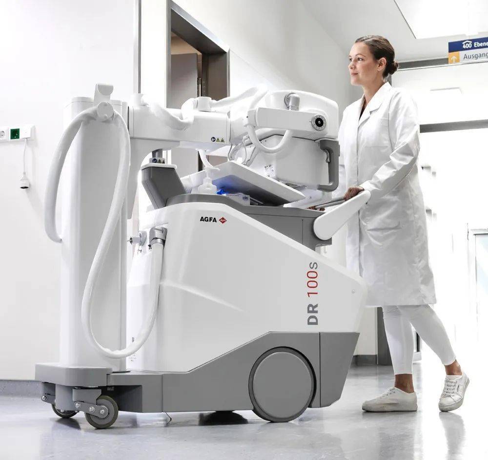 爱克发隆重推出新品移动dr100s感受移动成像领域新力量