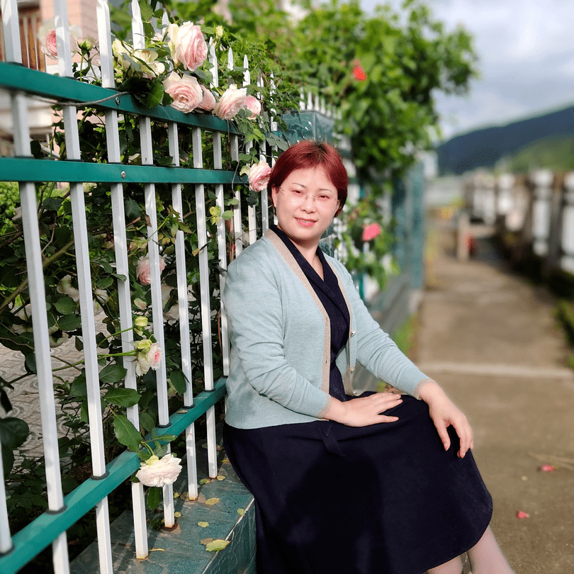 蒋腊凤丨祁门二中教龄:26年自1995年9月登上三尺