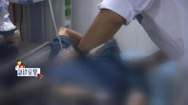 男子|骑共享单车发生事故，男子脑出血生命垂危，开颅手术成了唯一希望……