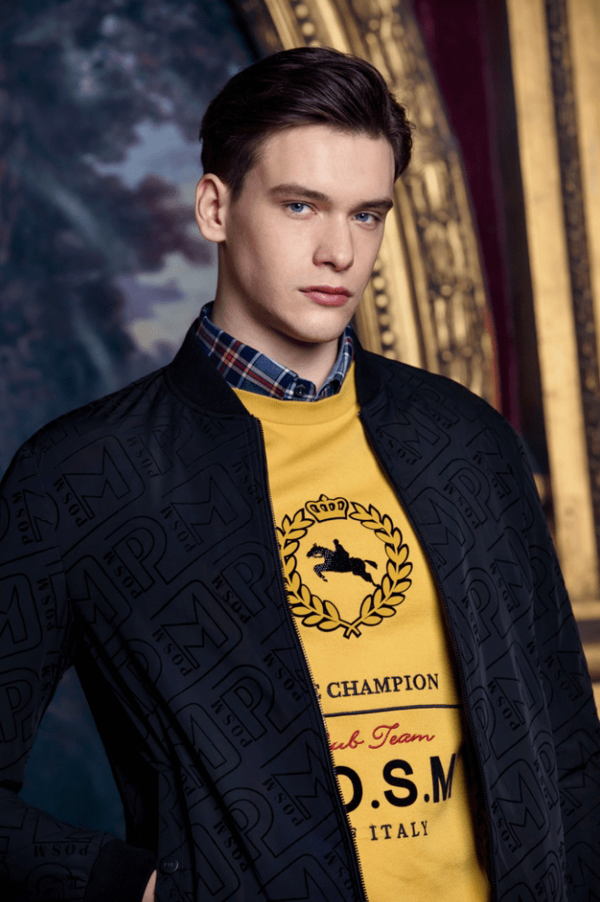 posemer red严谨 / 品味 / 商务针对都市商务场合,色调以干净的纯色为