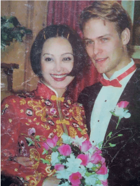 姜大|性情火爆怼导演、离婚2次的她，49岁了怎么维持在一线？