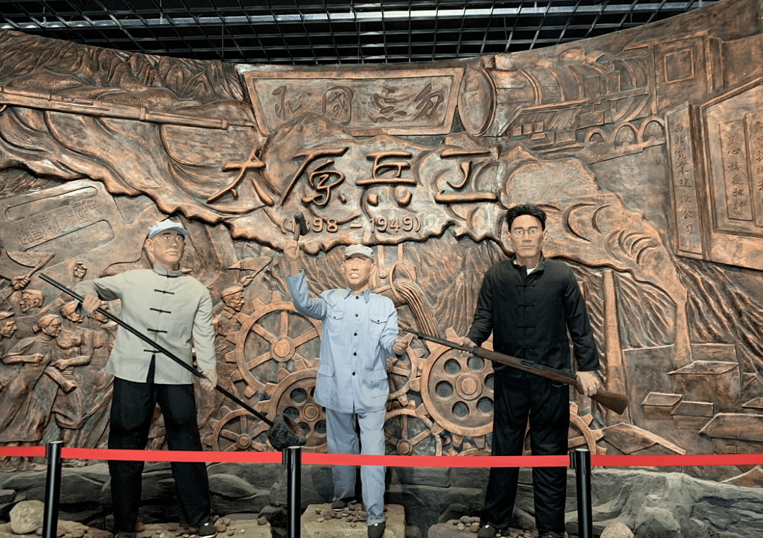 这是一座天然"军事博物馆"