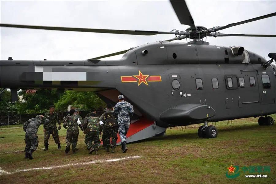 防护升级版直-8g曝光:加装附加装甲,导弹逼近告警系统等_运输直升机