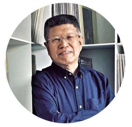 曹利群曾担任古典音乐评论杂志《爱乐》主编.
