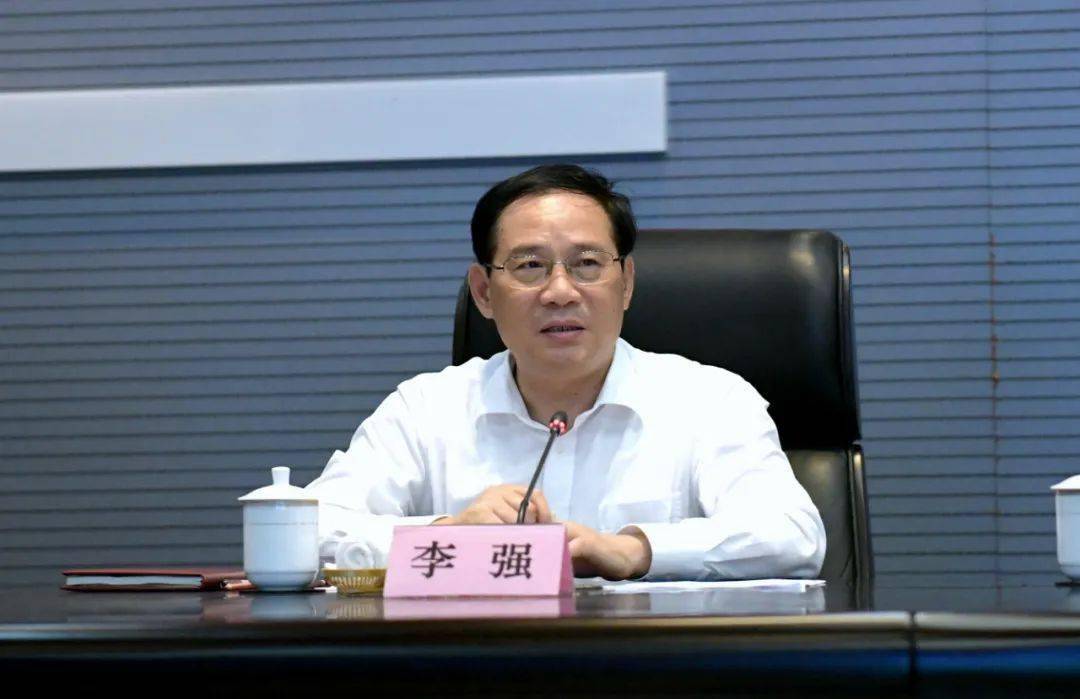 【舆情监测分析】李强书记龚正市长夜赴市防指部署台风"灿都"防御工作