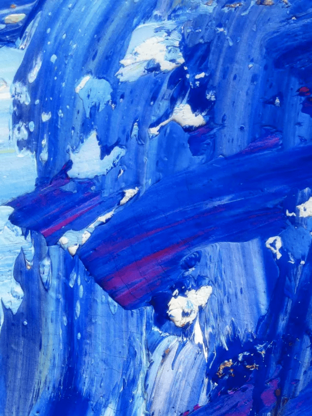 月亮让天空变成克莱因蓝悦色中秋期待与你共赏