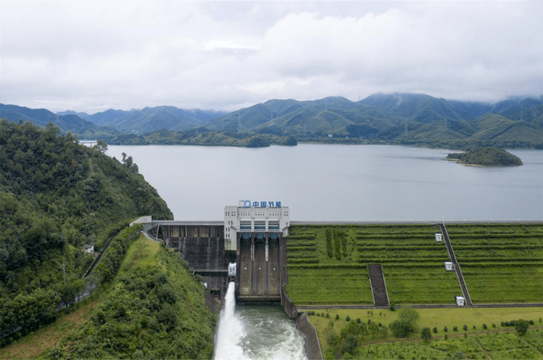 赋石,老石坎,对河口,合溪,凤凰,泗安7座大中型水库实施预泄腾库,13日8