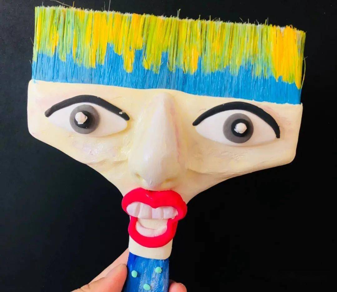 创意美工做手工吧刷子大叔和大婶儿你也来一对儿呗