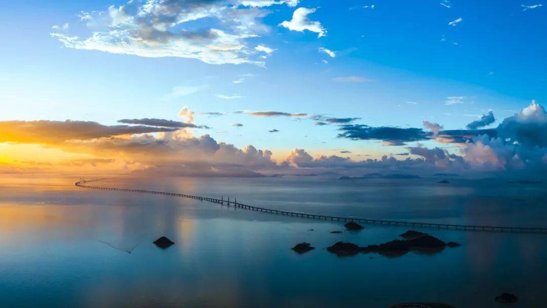 半圆|交广夜听｜秋高气爽，有你才好