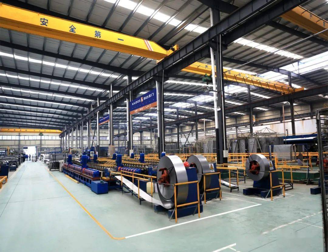 恒达车间一角宽窄印务生产线宏发电声,锐腾电子,年丰食品入选2020年