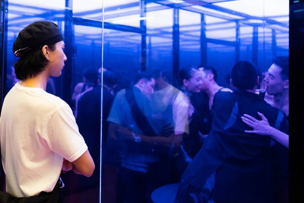 艺术|沉浸式戏剧走进商业空间，《不眠之夜》主创做了一次新尝试