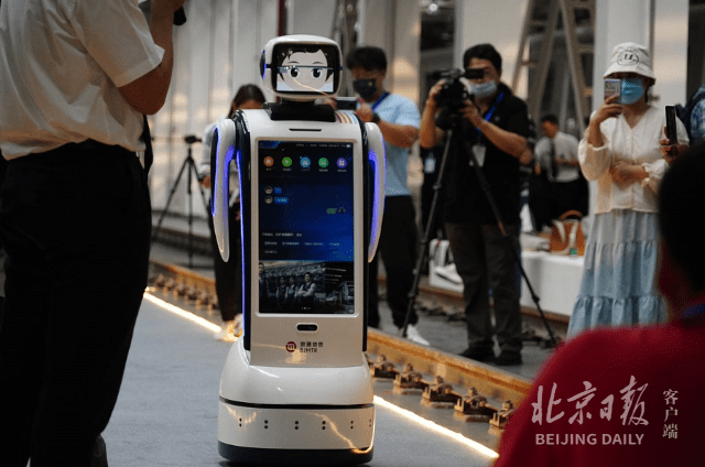 服务|智能机器人将在地铁4号线上岗
