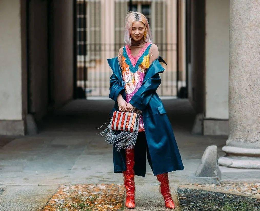 简风|穿得光彩照人，才是最新的时髦