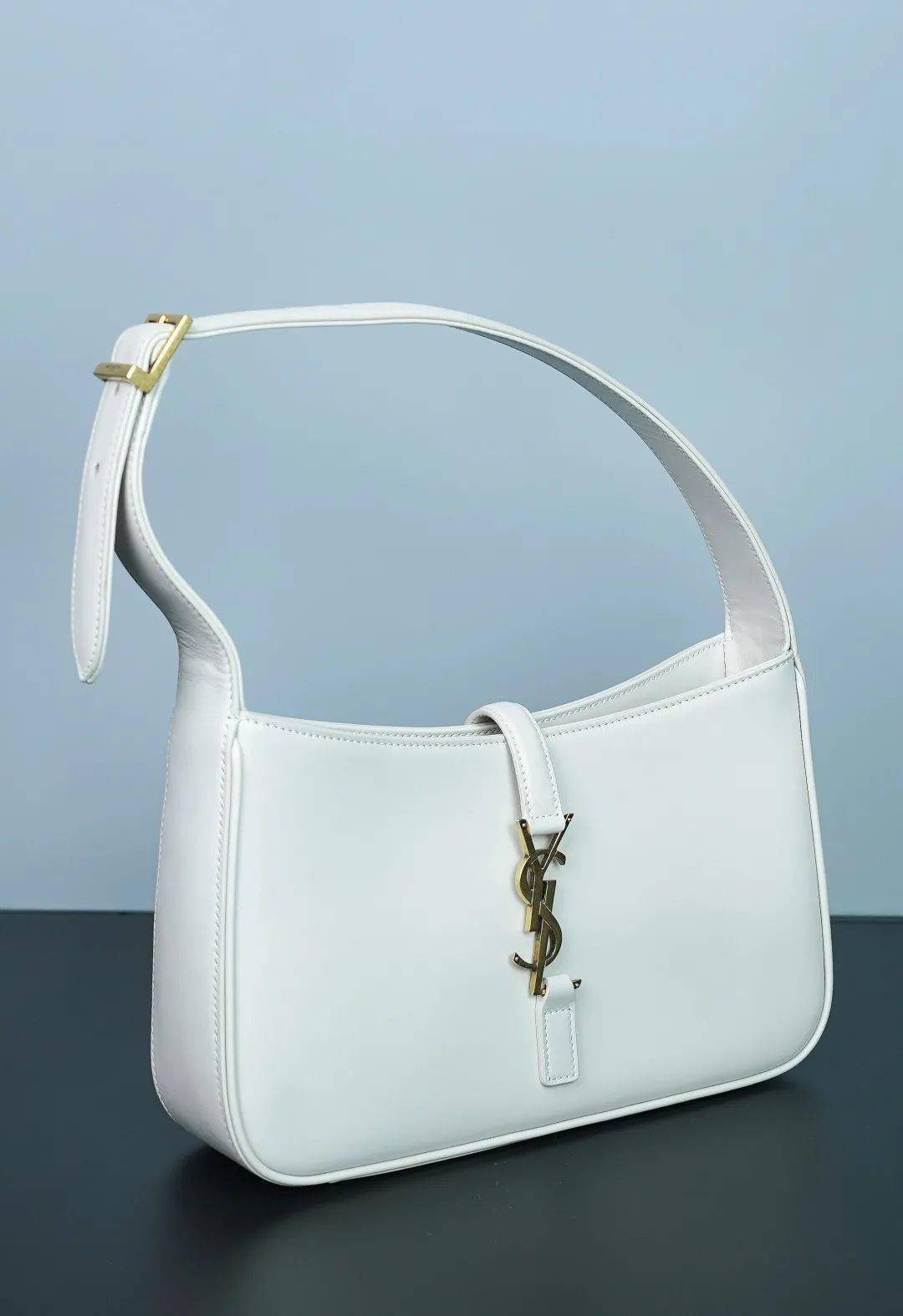 马鞍|如果这个秋天只能买一款包 我选宋祖儿身上这只