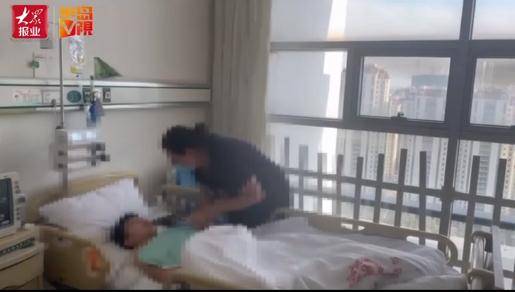 血栓|9岁男孩躺着玩手机，结果下肢静脉血栓