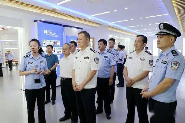 宋丙干到龙泉派出所检查指导工作