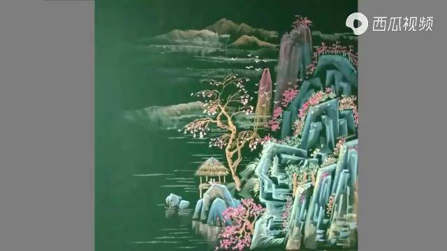 小学老师用粉笔画的山水画美景如此诱人