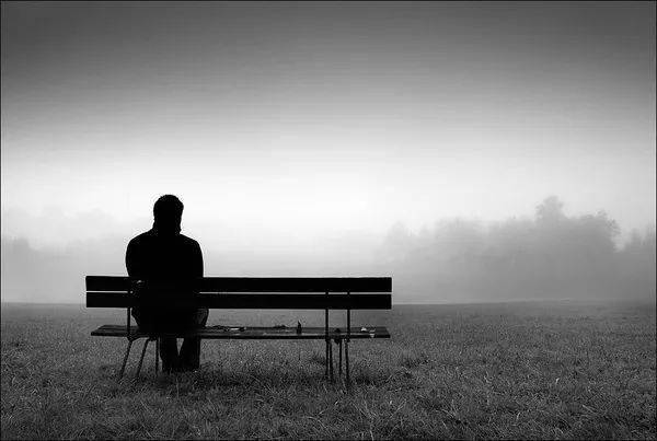 第六届"芙蓉杯"全国文学大赛入围十个作品——《孤独(外四首)》