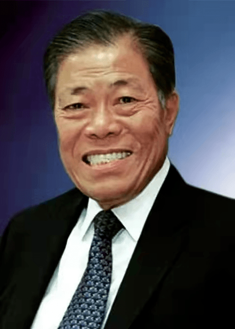 潮汕人吴清亮再登顶