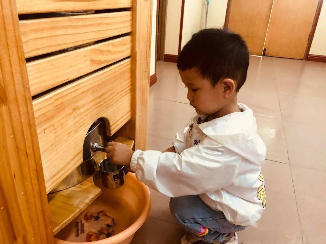 活动|镇安县幼儿园开展小班幼儿开学活动