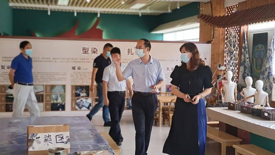 阳光资讯区委副书记陈政实莅临我园检查指导疫情防控工作