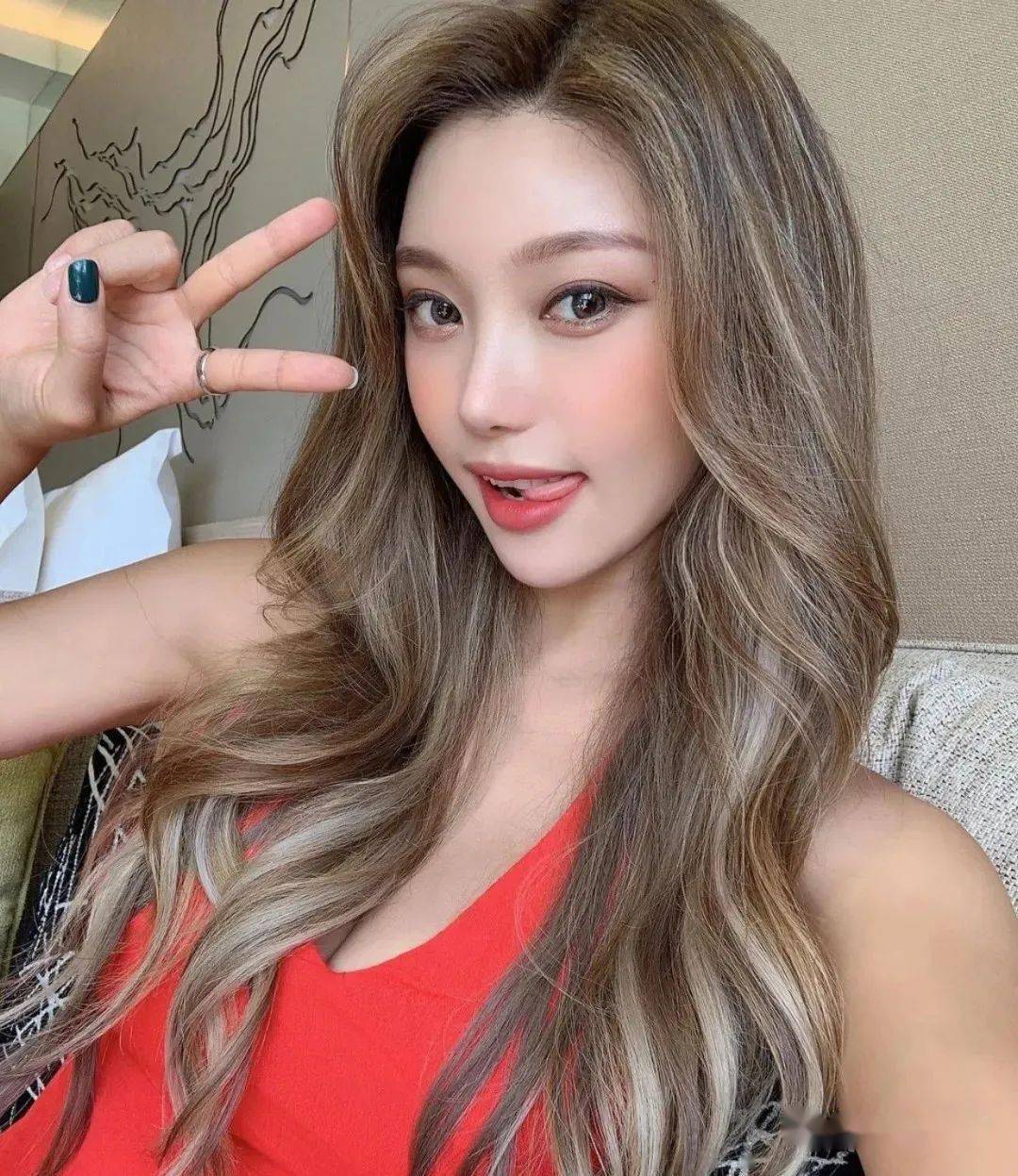 网红小姐姐都爱的大波浪卷巨好看