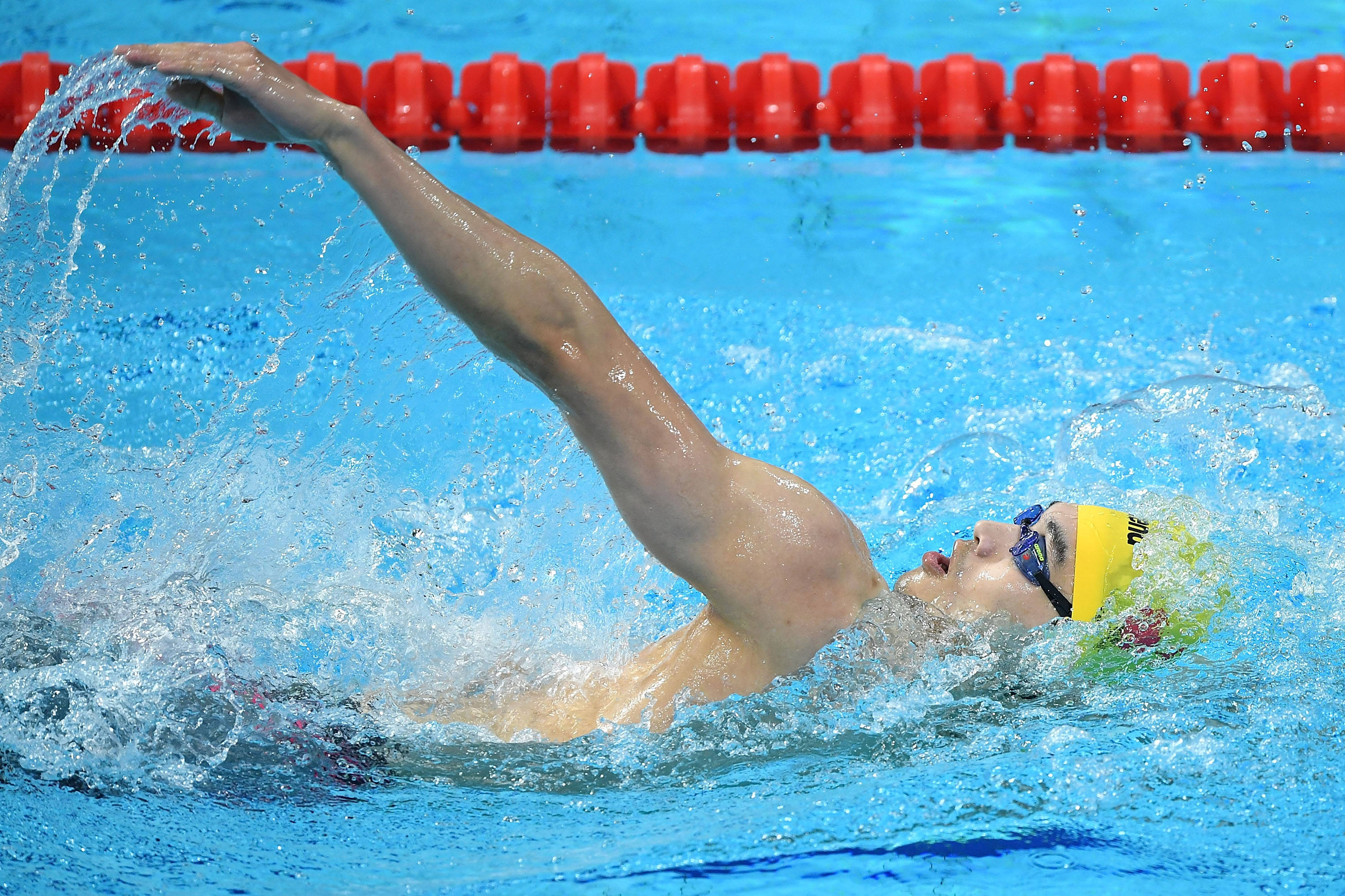 9月23日,浙江队选手徐嘉余在比赛中,他晋级决赛.