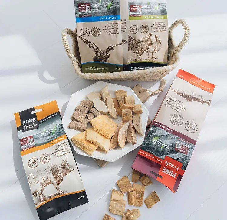 布兜|这才是狗狗零食的正确打开方式……