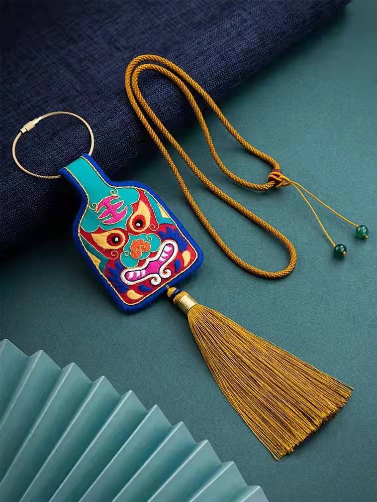 订单 【链上贵州】一针一线绣出幸福 ③传统技艺变身时尚单品