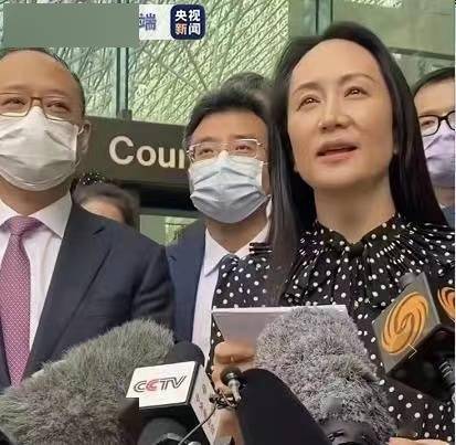 晚舟归航!孟晚舟:我想感谢我的祖国!赵立坚:欢迎回家!_新华社