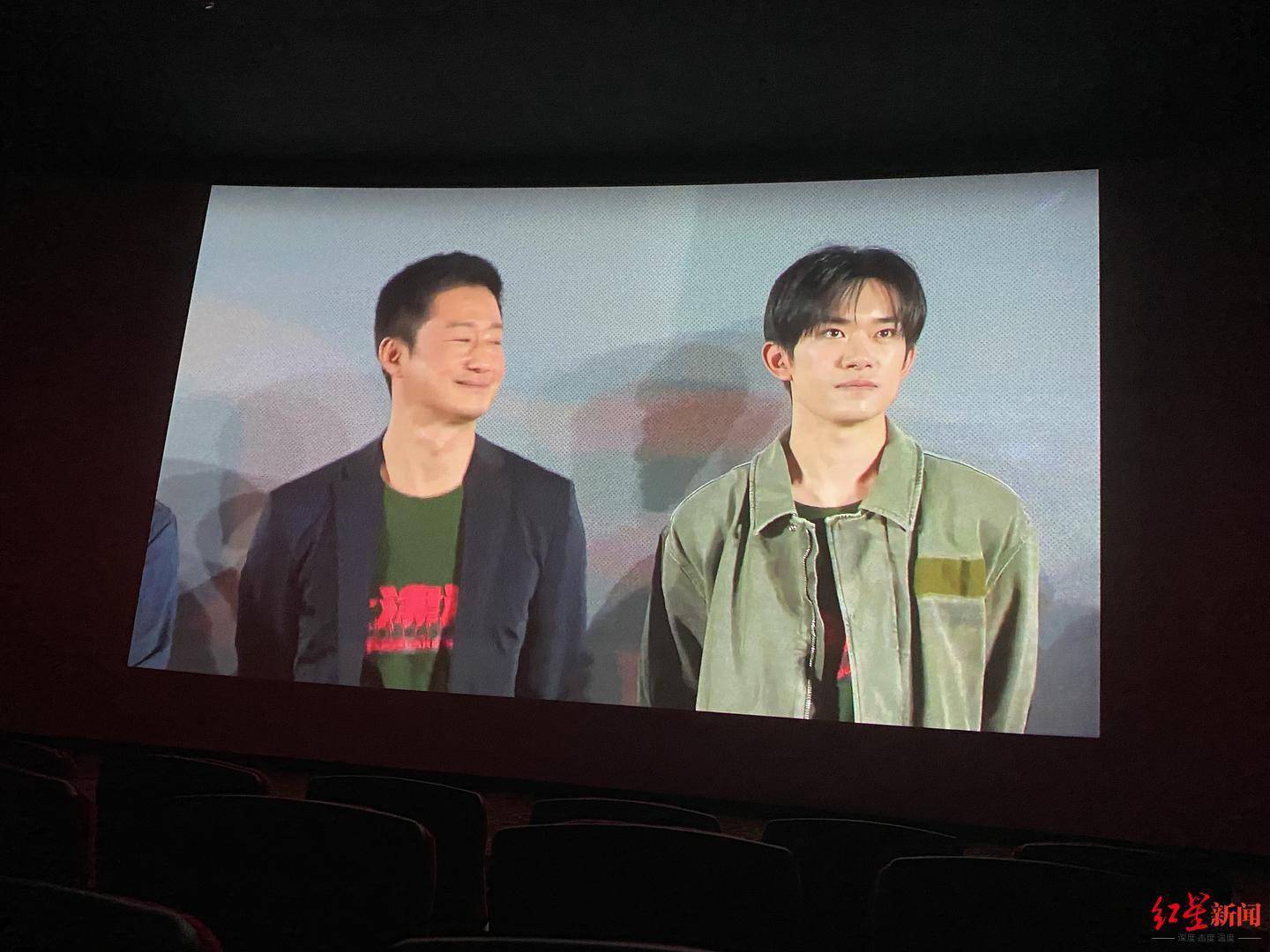 林超贤|吴京易烊千玺主演《长津湖》成都点映未映先火！陈凯歌想出导剪版