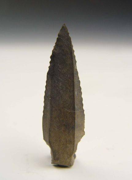 石镞深腹罐球形器泡形器木雕艺术品煤精制品(组)珥珰形器精美的木雕鸟