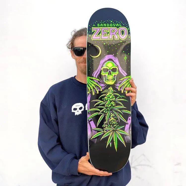 zero skateboard×铁娘子乐队的联名板面! #购板指南#_滑板