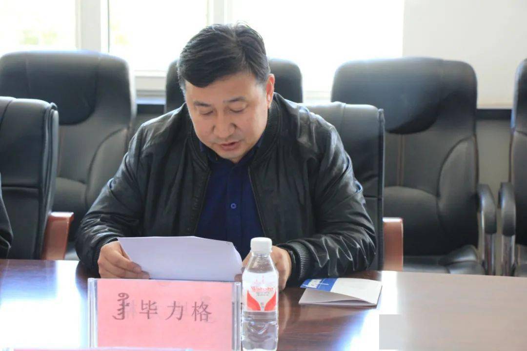 旗委宣传部到达赉苏木检查指导意识形态工作