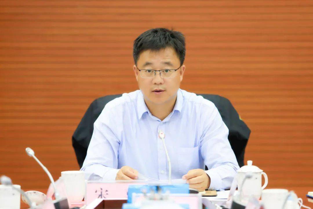 利通区委副书记,政府代理区长,区应对新冠肺炎疫情工作指挥部指挥长宋