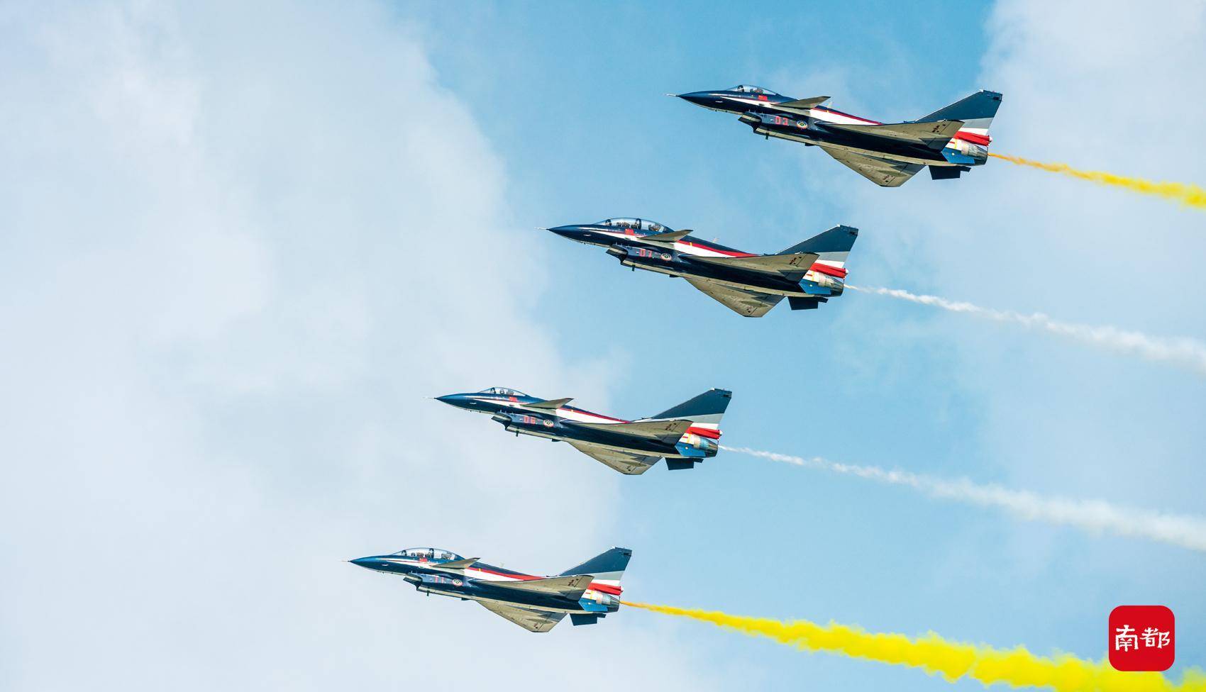 图集:南都拍客直击2021中国航展开幕,空天大片集锦