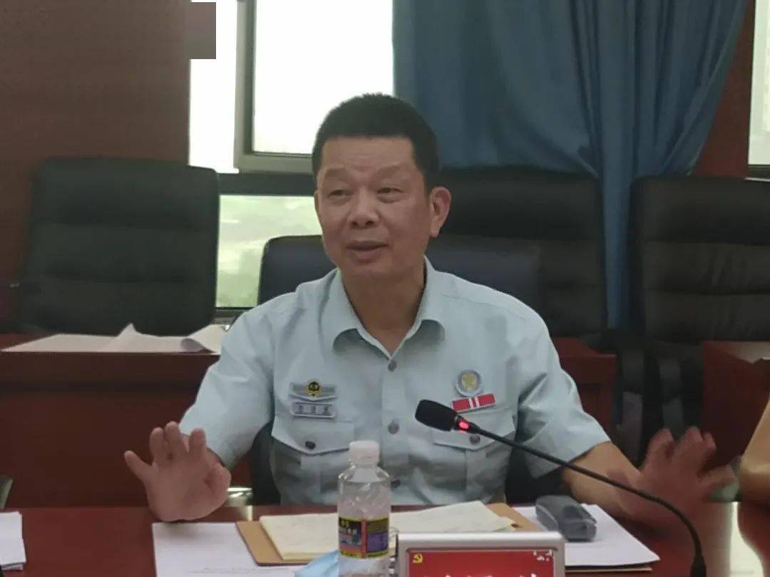 9月26日下午,中国海警局南海分局副局长刘添荣带领督查组一行到海口市