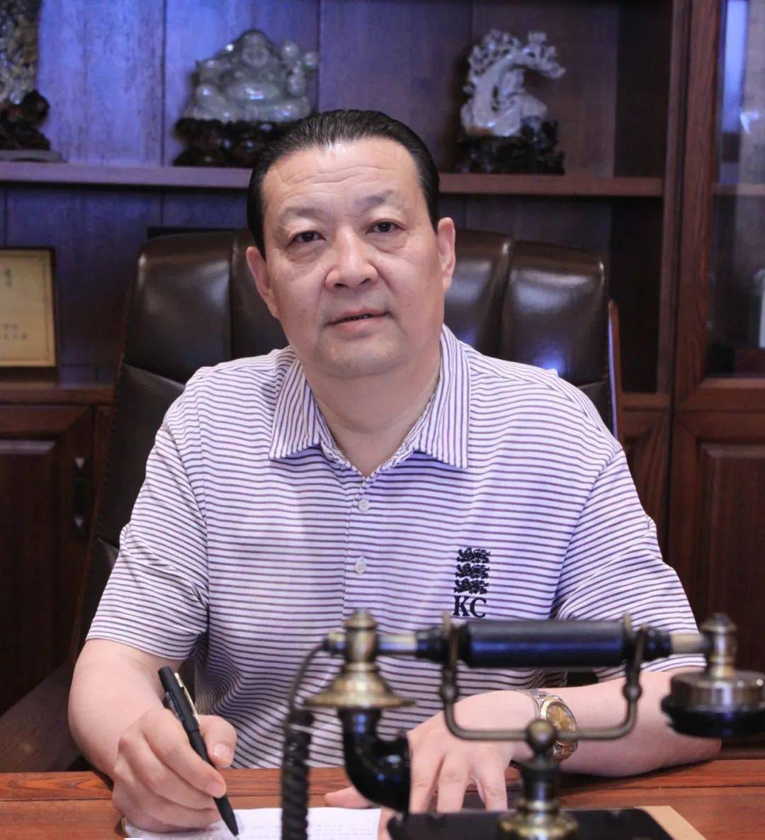 使命讲述碑林身边人大代表的故事59郭章荣当好为人民群众代言的主角